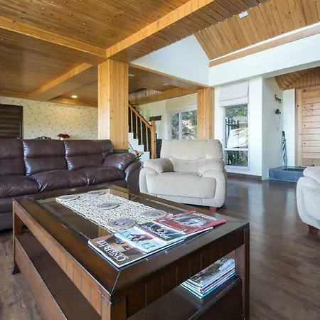 Stayvista At The Corner House - Pet Friendly Villa-3