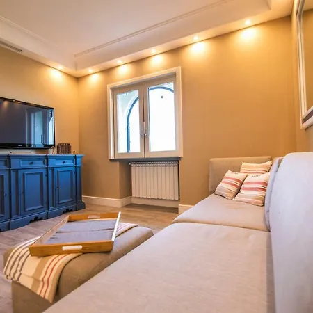 Le Fratte Luxury Home-3