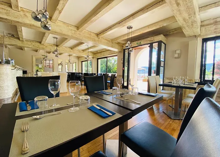 Le Chalet Au Bord Du