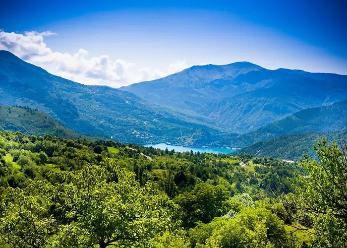  De La Baume