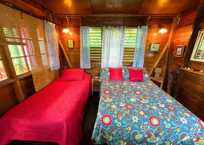 Hostel: Judy House Cottages And Rooms