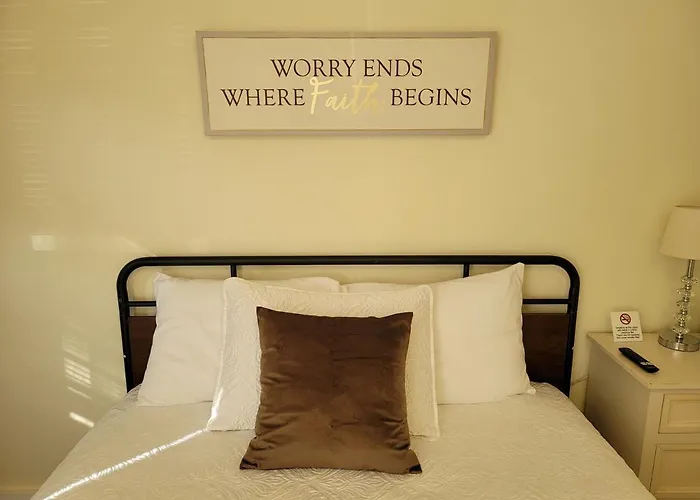 Guest house: Relaxing, Comfortable, Private Bedroom