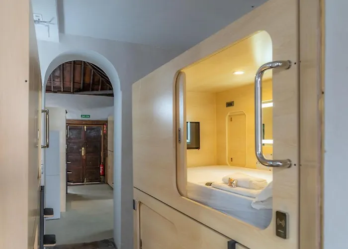 Hotel céntrico: Hostelit, Capsule Hostel
