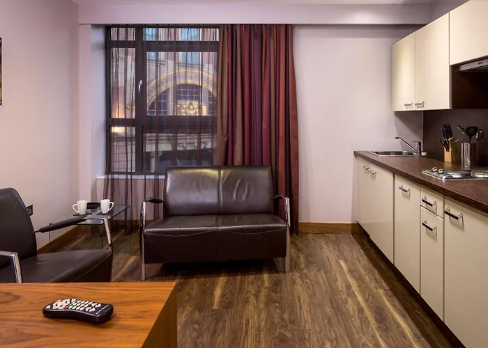 My Aparthotels Roomzzz Leeds City