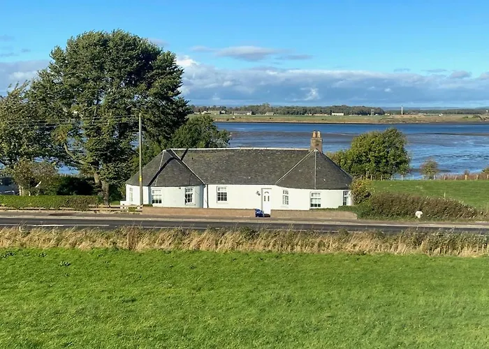 Pet Friendly hotel: The Old Toll House