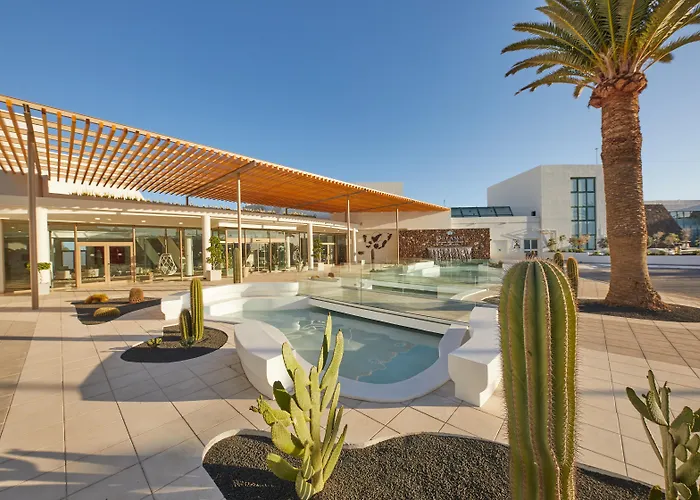 Romantic hotels Dreams Lanzarote Playa Dorada Resort & Spa
