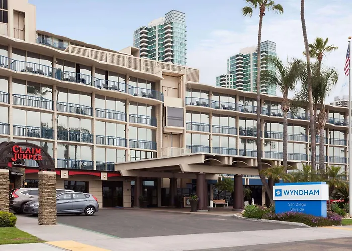 Romantic hotel: Wyndham San Diego Bayside