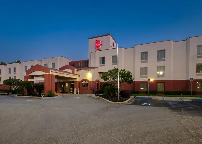 Golf hotel: Red Roof Inn Pensacola Fairgrounds