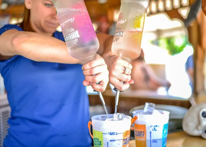Family Friendly Hotels Hilton Vacation Club Mystic Dunes Orlando