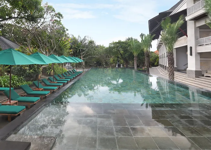 Puri Santrian Beach Resort And Spa