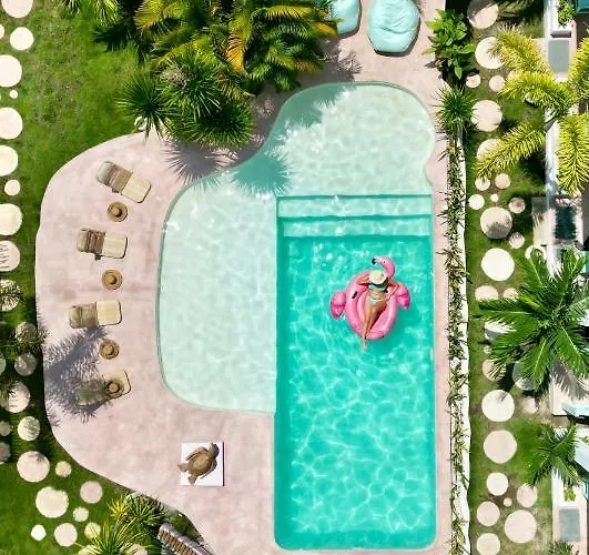 La Isla Bonita