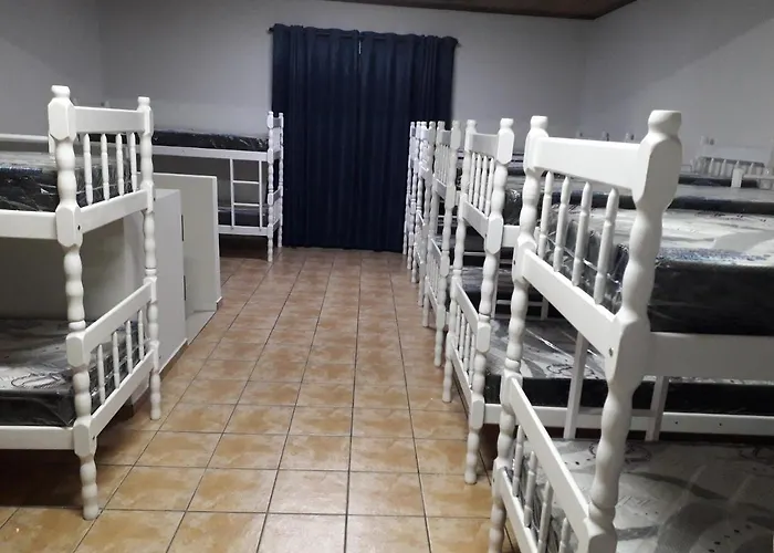 Triplex Ideal Para Grupos. Acomoda Mais De 20. Curitiba privado