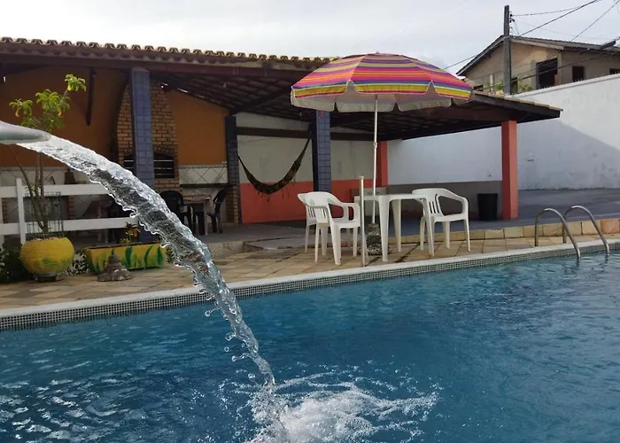 Diversão, churrasco e piscina - Praia de Ipitanga