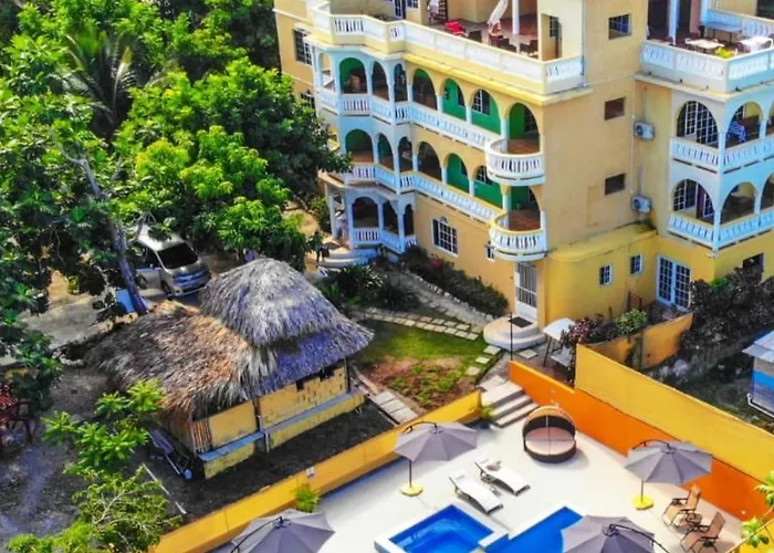 All Vacation Rentals Takuma Boutque Hotel Hotel Rooms & Suites