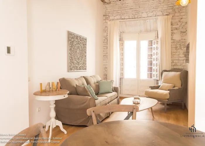Living4 Boutique s