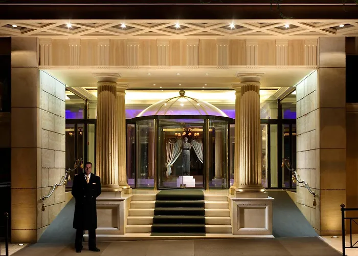 Resort: Royal Olympic Hotel