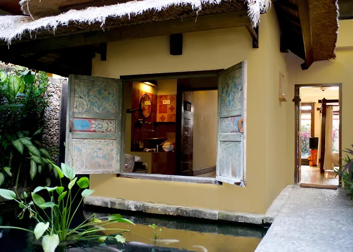  Tugu Bali