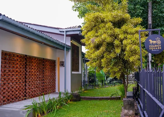 Dog friendly hotels Chariot Square