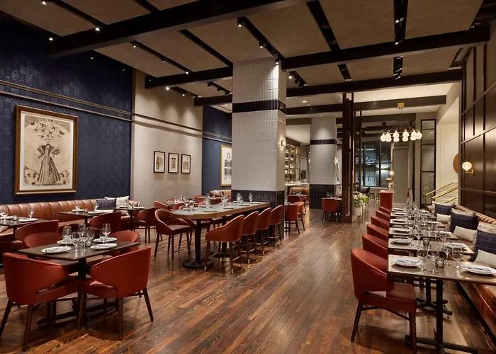 106 Jefferson , Curio Collection By Hilton