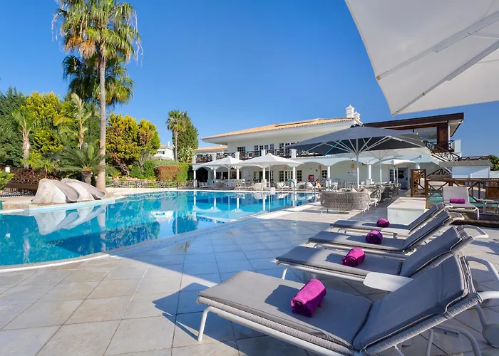 Hotels Close to Airport Martinhal Quinta Family