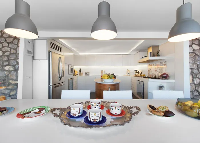 Amore Rentals - Villa Giada