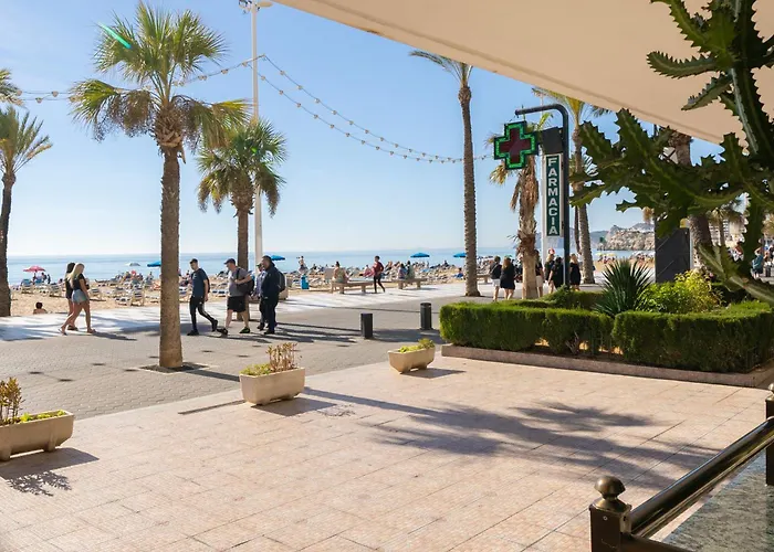 Primera línea playa levante Benidorm