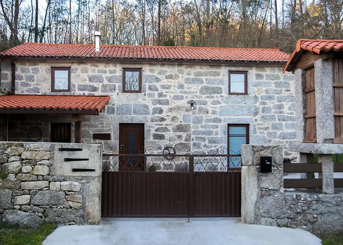  CASA DA MOREIRA - Casa Rural En Ponte Maceira