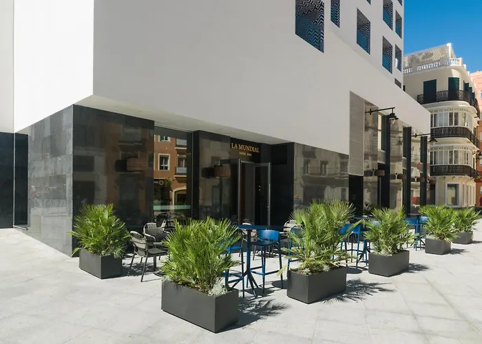 H10 Croma Málaga
