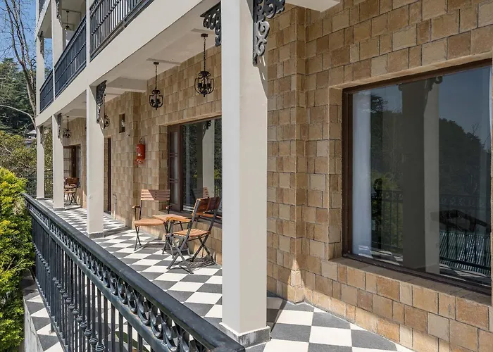 Stayvista At Pine Estate With Outdoor Jacuzzi