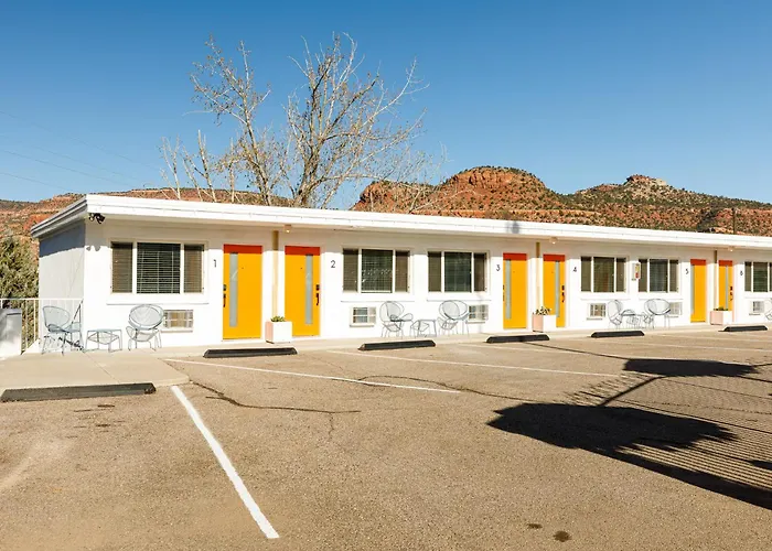 Motel: Quail Park Lodge