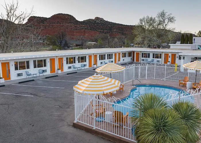 Motel: Quail Park Lodge