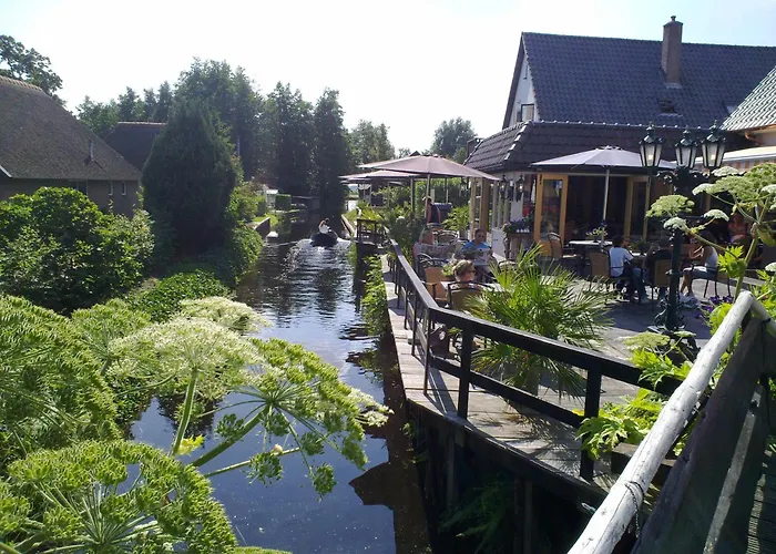 De Dames Van De Jonge Restaurant