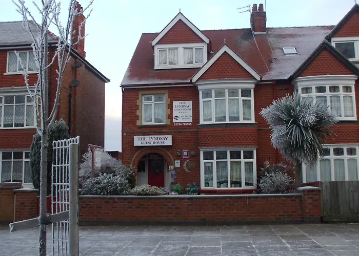 Hotels With Four Stars Lyndsay Guest House