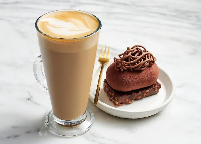 Hotel with pool: Shangri-La Jeddah