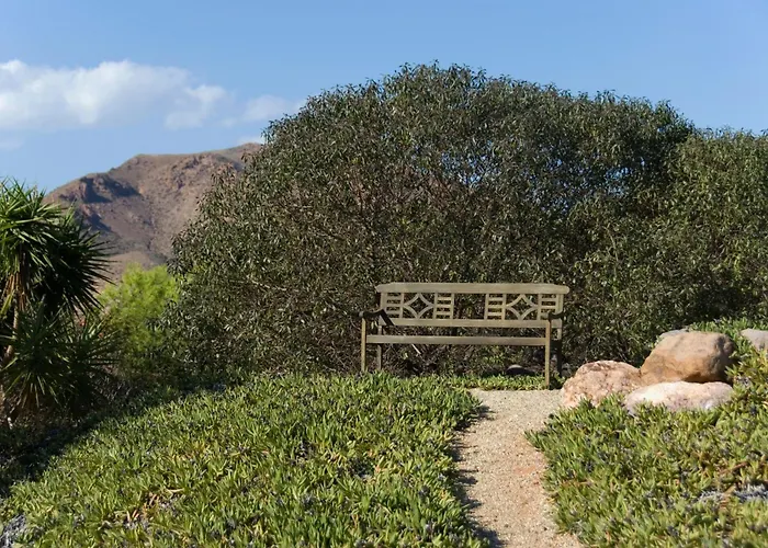 Villa con piscina: El Jardín de los Sueños