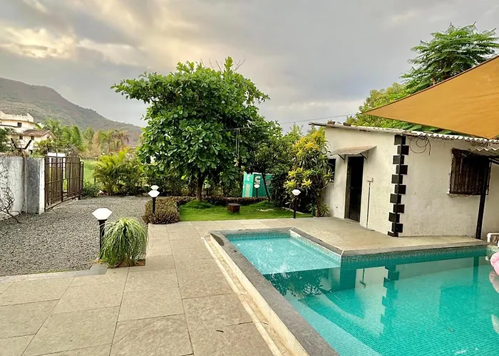 Vacation home: Makaan At Lonavla - 4Bhk Private Pool Villa In Lonavla