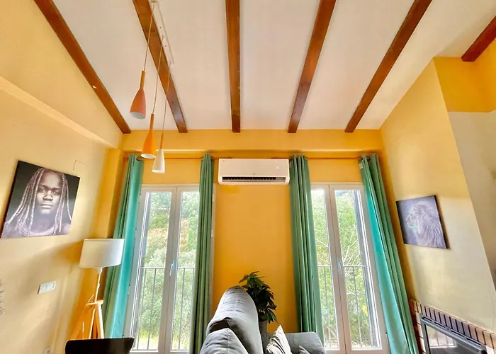  Ventana A La Montaña