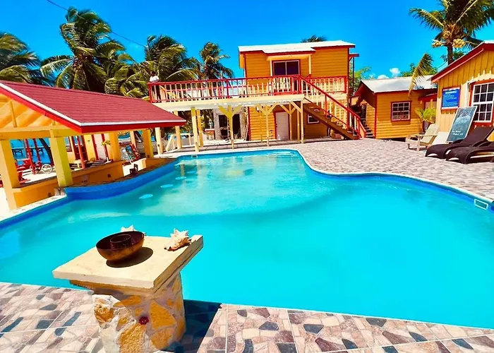 Central hotel: Tropical Paradise