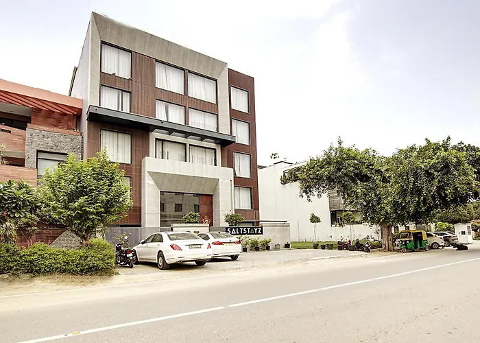 Hotels Close to Airport Saltstayz Premier - Cyber Hub