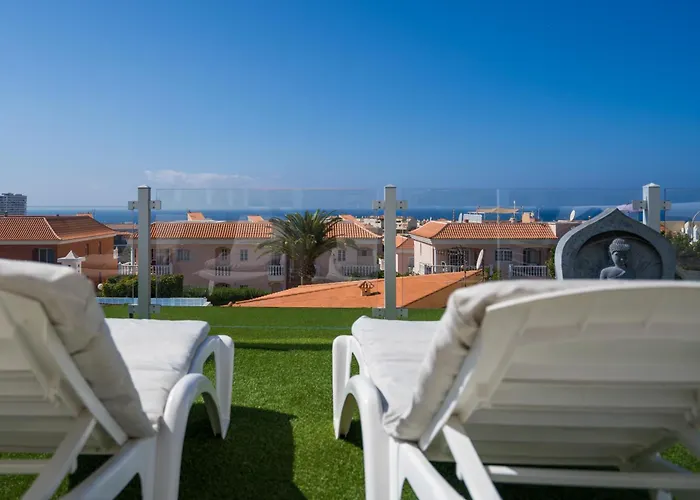 Villa La Laja With 5 Bedrooms And Sea View