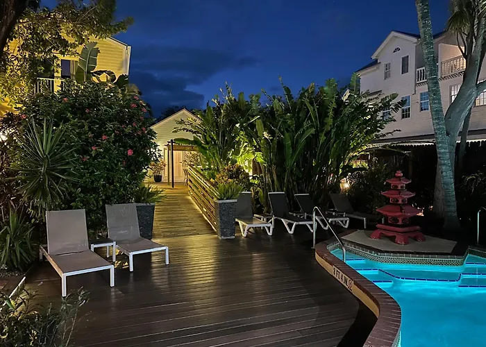 Airport Hotel: Douglas House