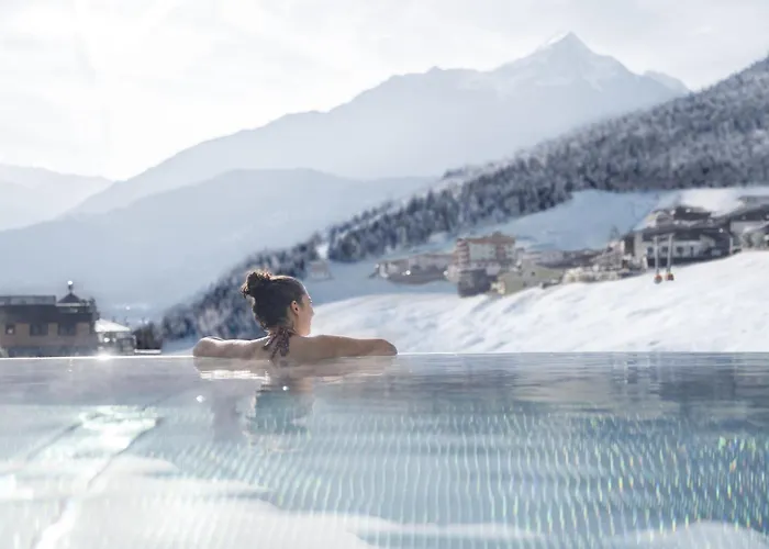 Hotel mit Pool: Alpengasthof Grüner
