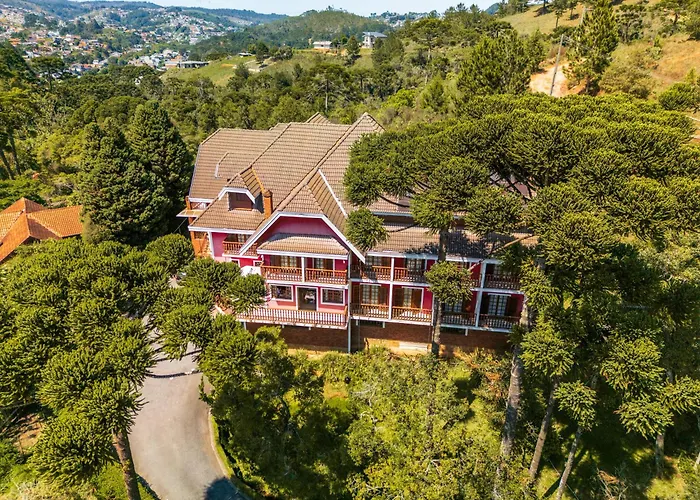 Hotel que aceita animais de estimação: Pousada Serra do Jordão by Concavus