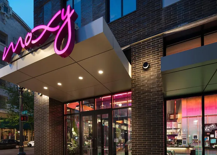 Moxy Portland Downtown