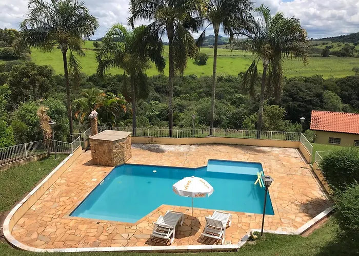 Chácara das Palmeiras - Piscina, Churrasqueira e Campo