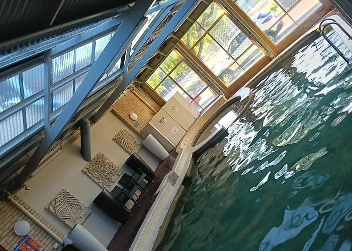 Jacuzzi hotel: Dunn Bay Village Resort Homes