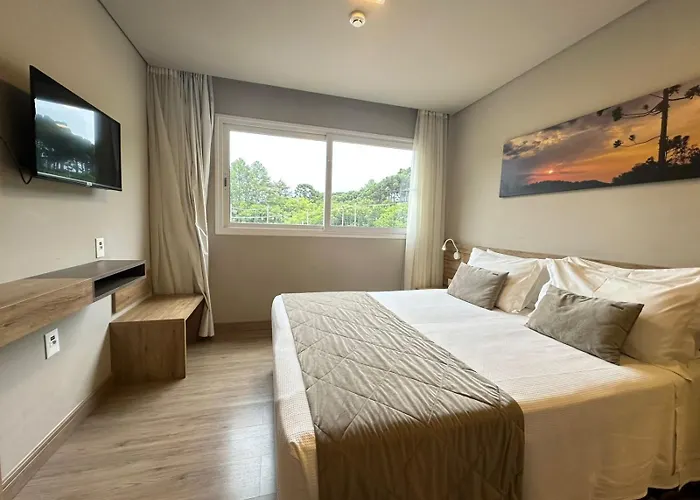  Golden Gramado Resort - Laghetto