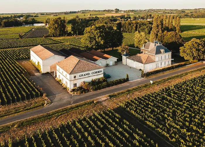  Château Grand Corbin