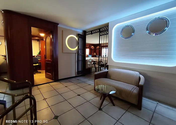 Hôtel pour familles: Hôtel Le Claridge