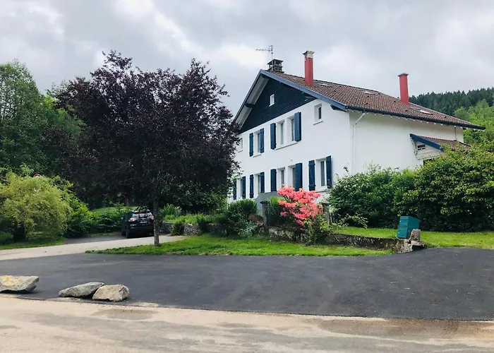 Les Coteaux